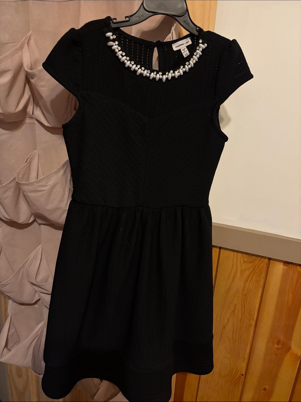 Girls Black Pearl-Trim Cap-Sleeve Formal Dress